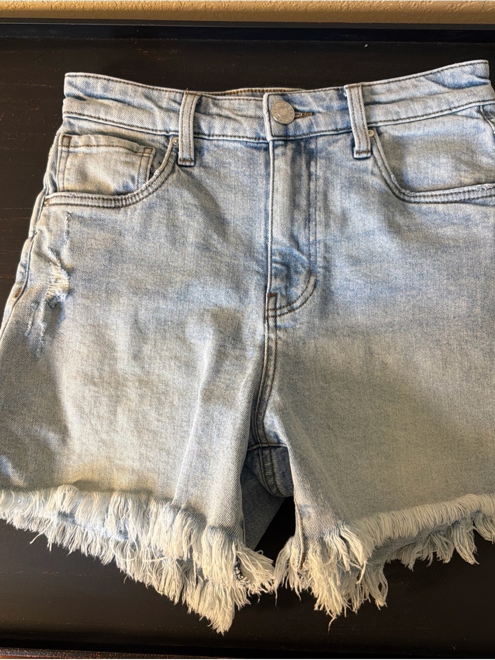 Kut from the Kloth Jane High Rise Long Short Distressed Size 00 Frayed Hem